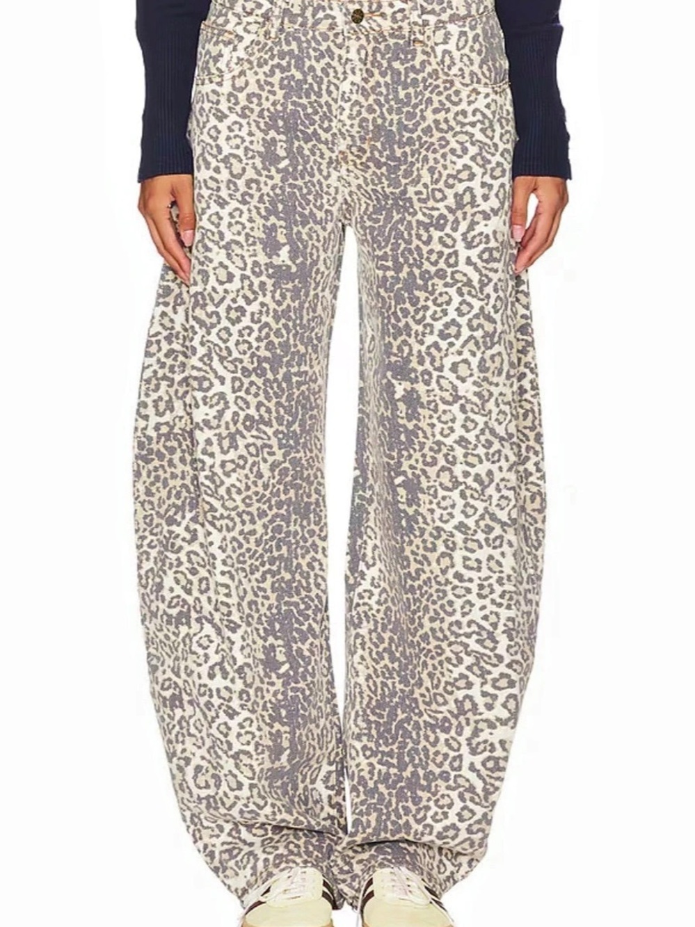Like New Lioness Horseshoe Barrel Jeans in Leopard Fade Leopard Fade Large